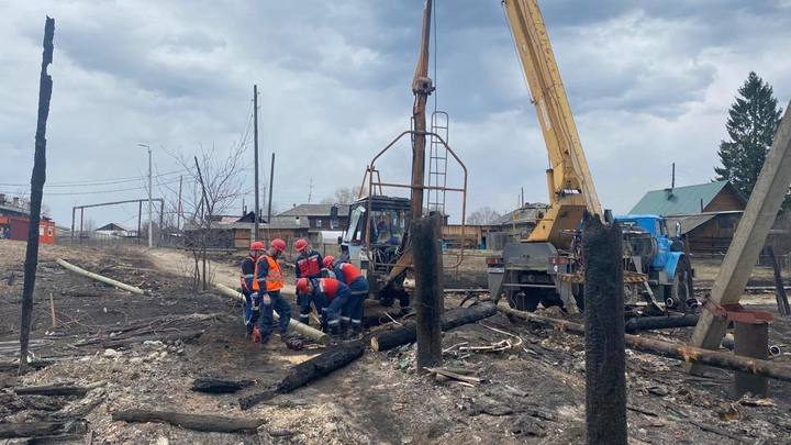 Был разговор: в отставку подал глава сгоревшего уральского поселка, которым интересовался Путин