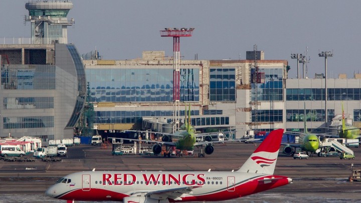 СК возьмётся за авиакомпанию Red Wings. Компании грозит дело за обман пассажиров