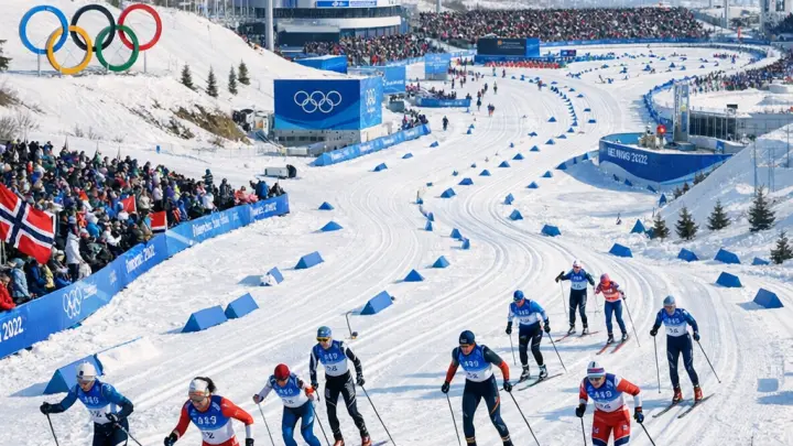 Непряева взяла чужие лыжи на Олимпиаде: ей грозит дисквалификация