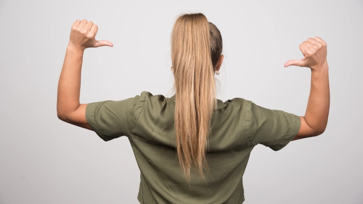 Генералы отдают честь этой девочке. Малышке 11 лет, а она уже гордость России