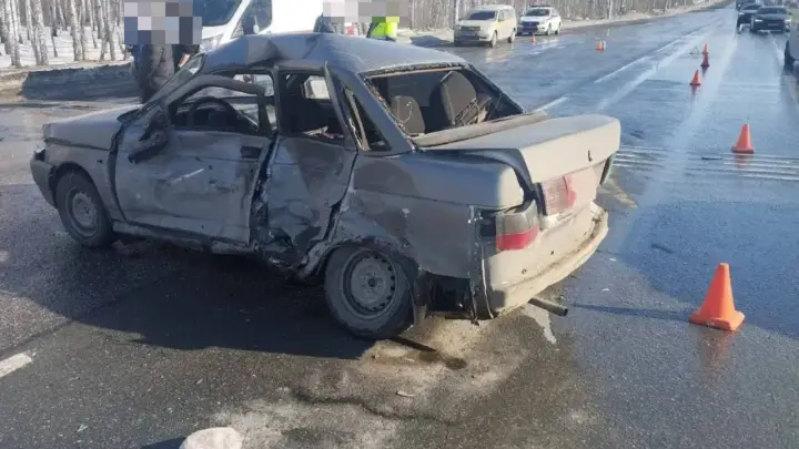 Не рассчитал дистанцию: в жуткой цепочке из трех машин погиб водитель