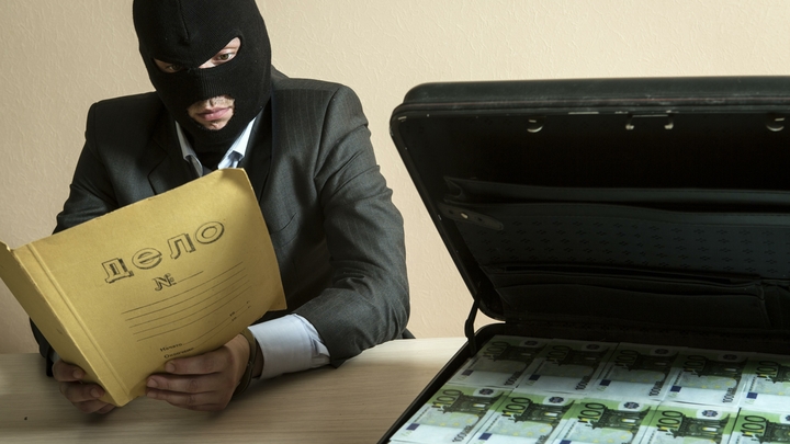 Работает даже на самых бдительных: Раскрыт новый метод мошенников из службы безопасности Сбера