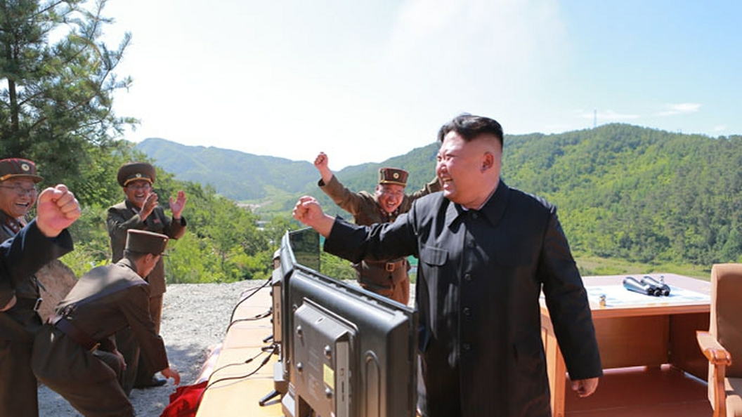 Северная Корея пообещала тысячекратно отомстить США Северная Корея пообещала тысячекратно отомстить США