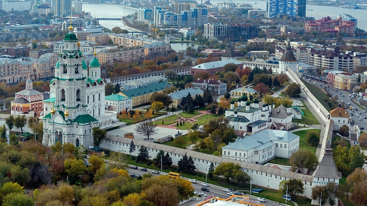 Надуманный конфликт русских и татар вокруг памятника Ивану Грозному искусственно подогревают - историк Володихин