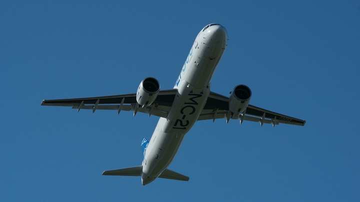 Авиакомпания раскрыла подробности инцидента с рейсом Санкт-Петербург — Сочи