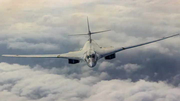 В Липецкой области произошёл нештатный сход двух авиационных бомб. Правительство сообщило о последствиях