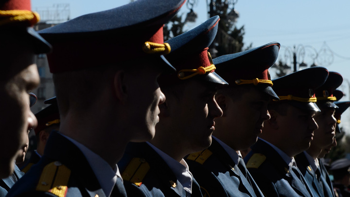 Военный парад в Севастополе решили отменить