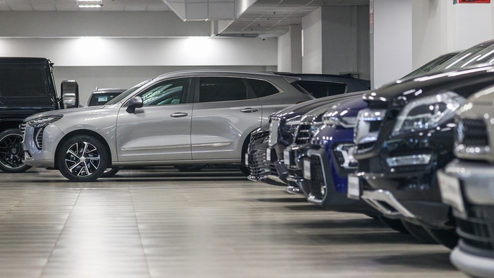 Снова застой: Жители России потеряли интерес к европейским авто