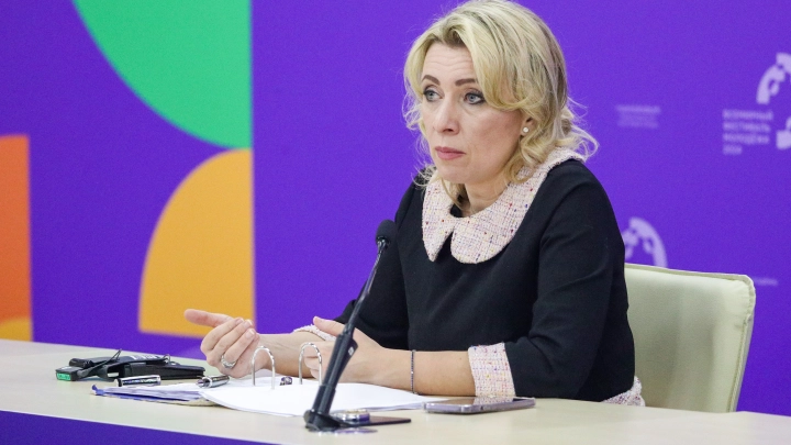 На воре и шапка горит: Мария Захарова назвала самообличительным помилование Байденом членов семьи