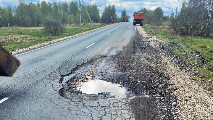 Приведенную в порядок год назад по нацпроекту трассу во Владимирской области снова отремонтировали