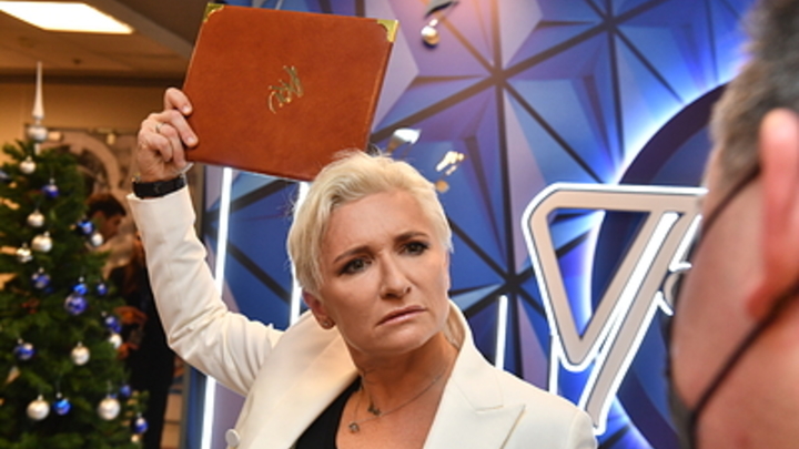 Нагло банят: Диана Арбенина возмущена отменой выступления в Кемерово