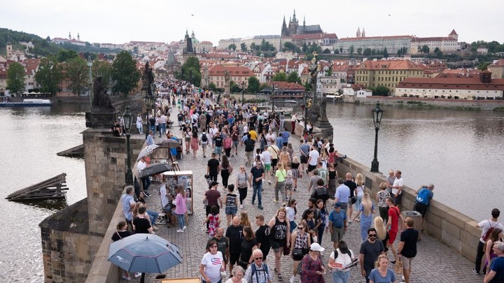 Чехи встревожены планами Польши на Украину: Прага стала секундантом