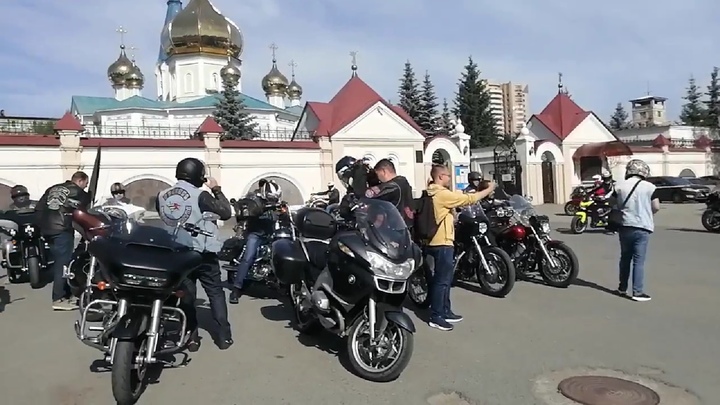 Русские мотоциклисты сопроводили мощи Сергия Радонежского в Челябинске. Как это было