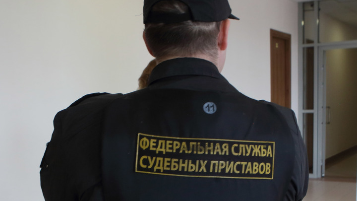 Долги перекрыли выезд за рубеж более чем 12 млн жителей России