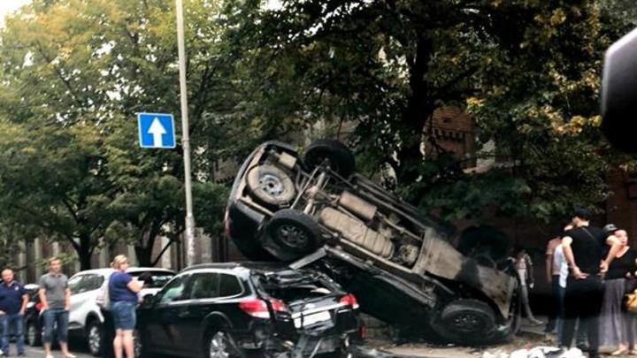 В Ростове-на-Дону произошла серьёзная авария на Западном