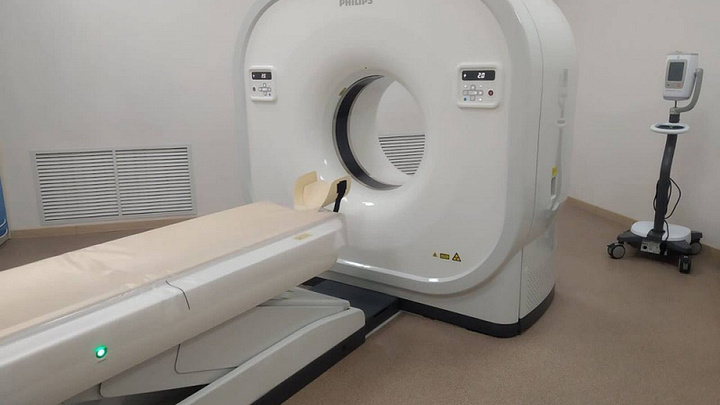 Новый компьютерный томограф завезли в больницу Новороссийска