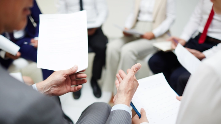 Показательно: Фицо и Орбан жмут руку Зеленскому. Куда делась критика?