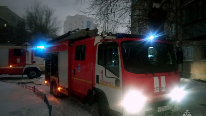 Из-за выстрела пиротехники в Челябинске эвакуировали жителей