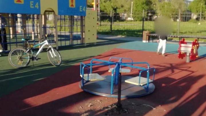 Трехлетний мальчик пострадал на детской площадке в Самарской области