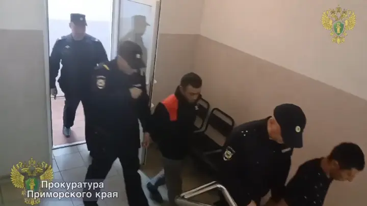 Прокуратура не смогла оспорить приговор мигрантам-насильникам в Приморье