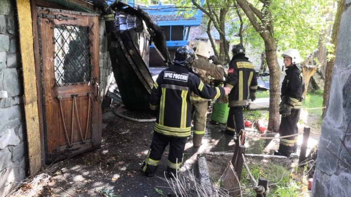 Под Екатеринбургом горел загородный клуб Пески