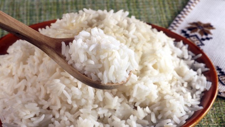 Вы ещё вспомните этот лайфхак: вот что нужно сделать с рисом перед варкой