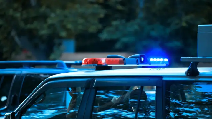 В офис Базы пришли с обысками, главред Глеб Трифонов пропал: что известно