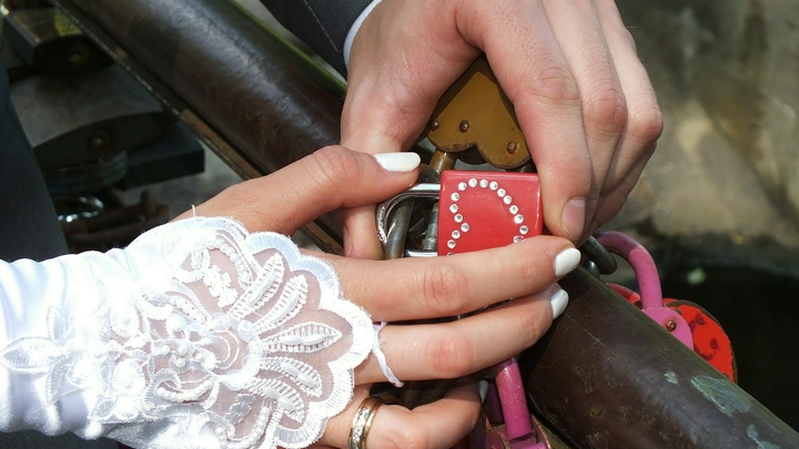 В Адыгее разрешили вступать в брак с 14 лет