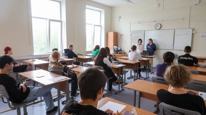 Не сдавших ОГЭ школьников будут учить рабочим профессиям
