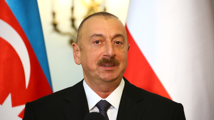 Эксперт Арешев расшифровал политический сигнал Баку по Карабаху