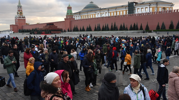 Доходами от мероприятий ко Дню народного единства в Москве поддержат защитников России