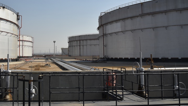 Юани вместо долларов? Самосбывающееся пророчество сыграет на руку Китаю