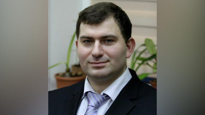 «Единая Россия» приостановит членство в партии проректора Военмеха Марата Гогуадзе после его ареста