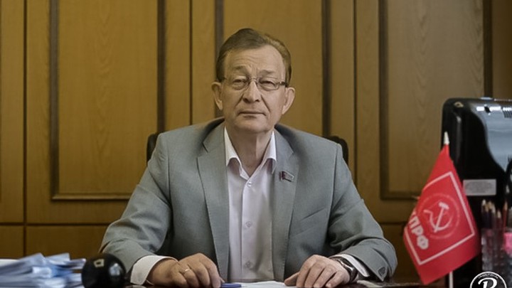 Где деньги, страна? Депутат Поздняков сравнил стоимость кораблей ВМФ России и яхт олигархов