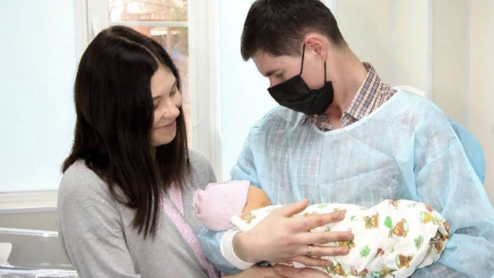 На грани жизни и смерти: Краснодарские врачи спасли роженицу, потерявшую 4 литра крови