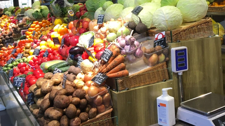 Как нас обманывают добрые мигранты  на рынке: Беспредел ещё тот! Предупреждаю – вот их самые популярные схемы