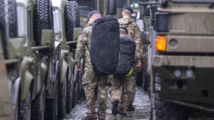 Times: Европе не хватит военных, чтобы отправить на Украину