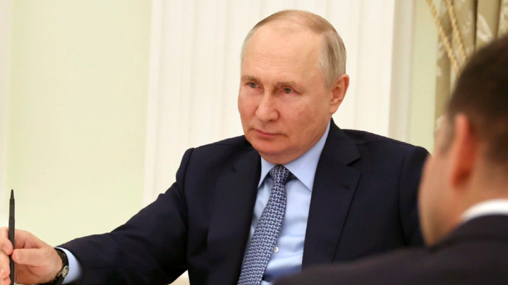 Образец самоотверженности: Путин присвоил наименование гвардейский 71-му мотострелковому полку