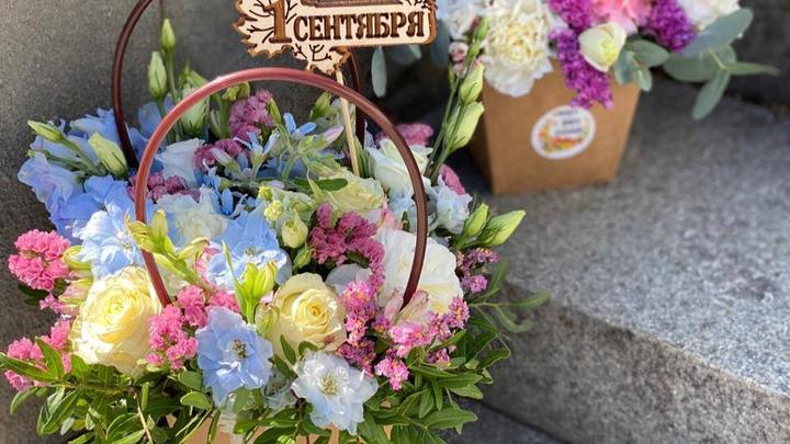 1 сентября на пороге: Какие букеты дарить учителям