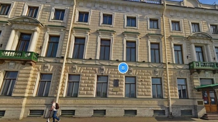 Дворец князя Трубецкого на Английской набережной Петербурга выставили на продажу за 1,2 миллиарда