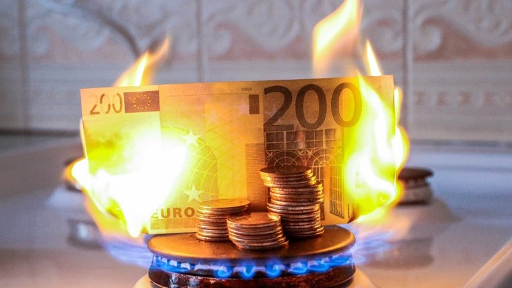 Чешский план: Потолок цен на газ в ЕС хотят снизить в полтора раза