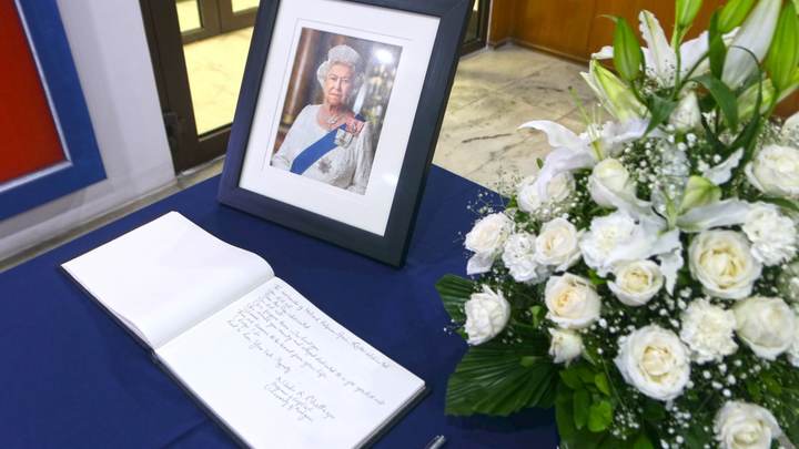 В Великобритании считают ошибочным решение не приглашать Путина похороны Елизаветы II