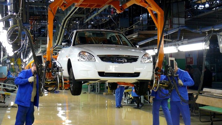 АвтоВАЗ в апреле 2022 продал на 78% машин меньше, чем в прошлом году