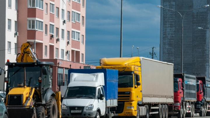 Запрет на большегрузы может сказаться на стоимость товаров в Новосибирске
