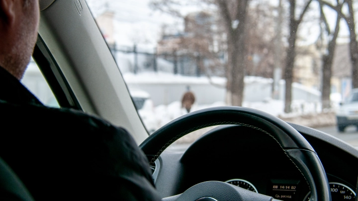 Продление прав и «ценовой шок»: какие изменения ждут водителей с 1 декабря