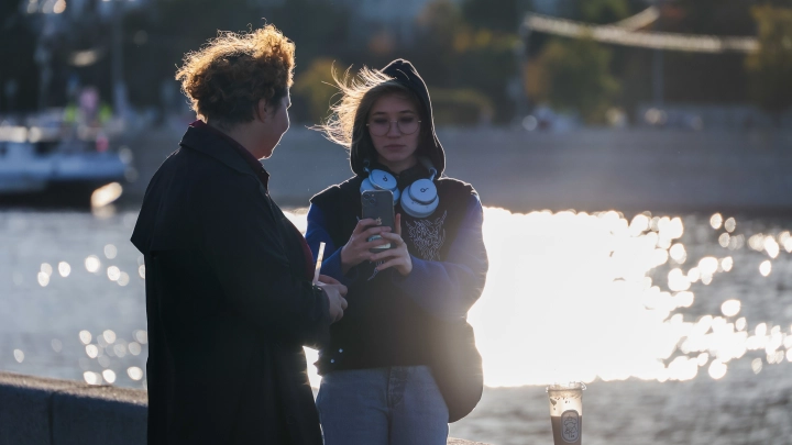 Филолог Киселева: через 25 лет молодежь будет ещё больше сокращать слова