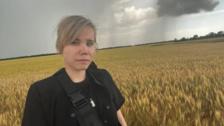 Сражайтесь, защищайте, любите: Послание каждому русскому. В Подмосковье открылся памятник Даше Дугиной