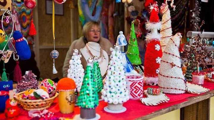 В Краснодарском крае разрешили работу новогодних ярмарок