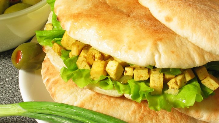 Гранола, каша, боул, бутерброд. Какой завтрак самый полезный?