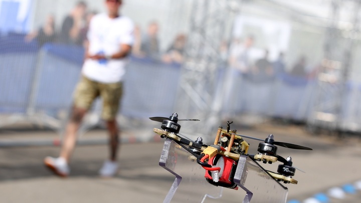 Специалистов для управления беспилотниками в Самарской области будут готовить со школы